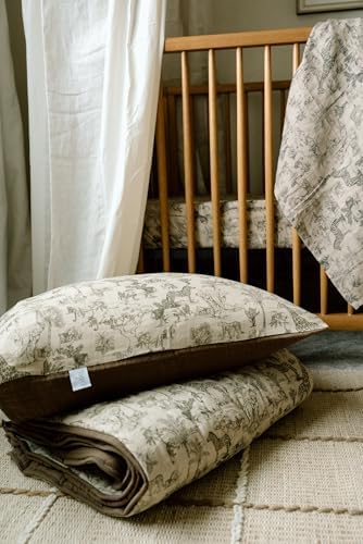 Oilo Vintage Safari Crib Bedding Set, 5-Layer Organic Cotton Muslin Crib Quilt - Image 3