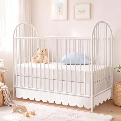 Hahafelt 28 x 52 Inch White Scalloped Crib Skirt, 14 Inch Drop by Hahafelt