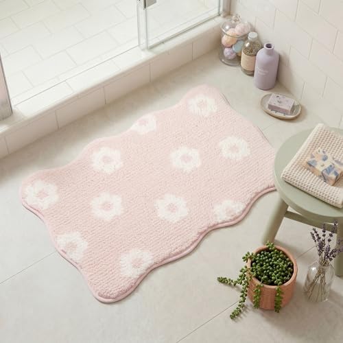 GRANNY SAYS Floral Pink Bathroom Rug, Cute Scalloped Bath Mat - Image 6