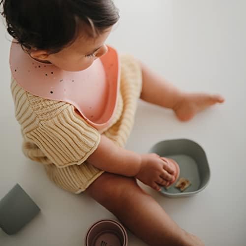 mushie Silicone Baby Bib | Adjustable Fit - Image 3