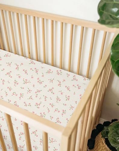 Muslin Bedside Bassinet Sheets 2 Pack - Image 7