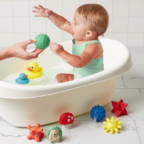 Itzy Ritzy Bathtime Gift Set, 12-Piece Bath Bath Toys, 6+ M - Image 3