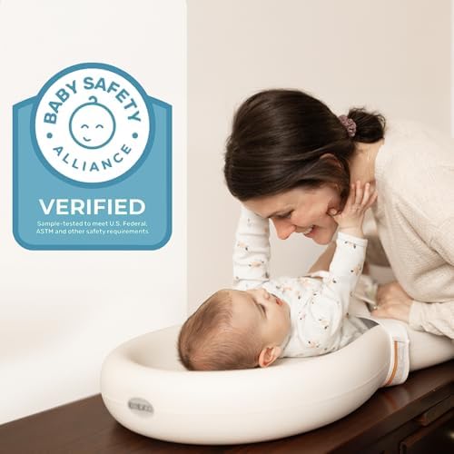 Keekaroo Peanut Changer Baby Vanilla – The Original - Image 4