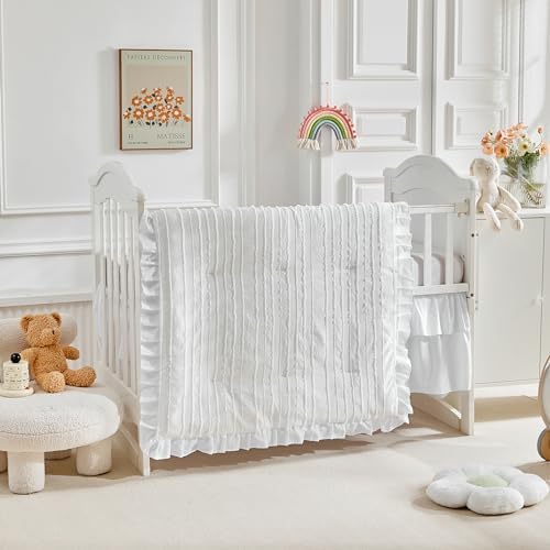 3 Pieces Tufted Stripes Crib Bedding Set - Image 2