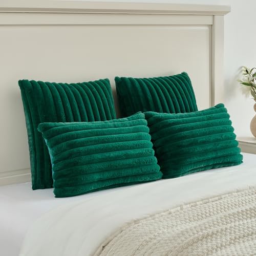 FUTEI Pack of 2 Faux Fur Throw Pillow Covers 22x22 Inch, Emerald Green - Image 5