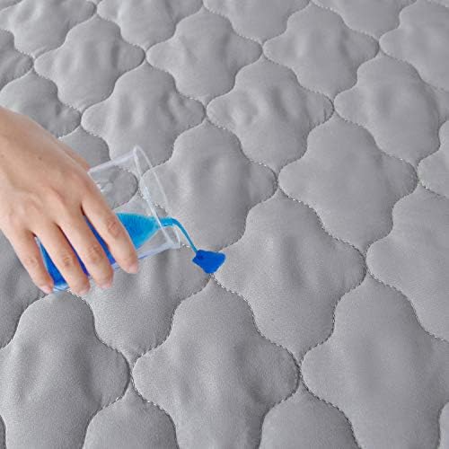 Waterproof Crib Mattress Protector, Non-Slip Quilted Pad - Image 3