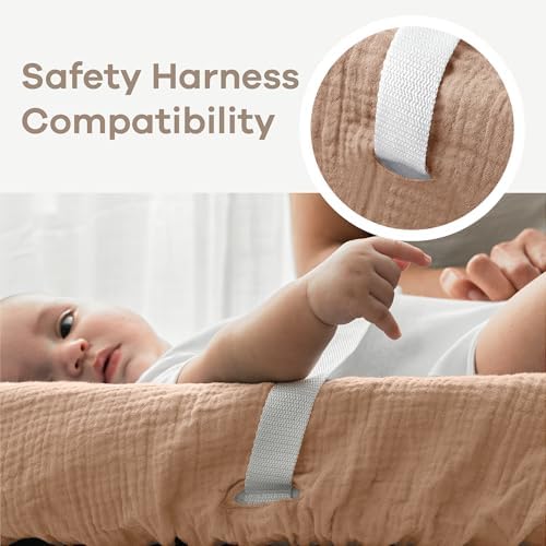 Comfy Cubs Muslin Fitted Changing Pad Cover - Image 3
