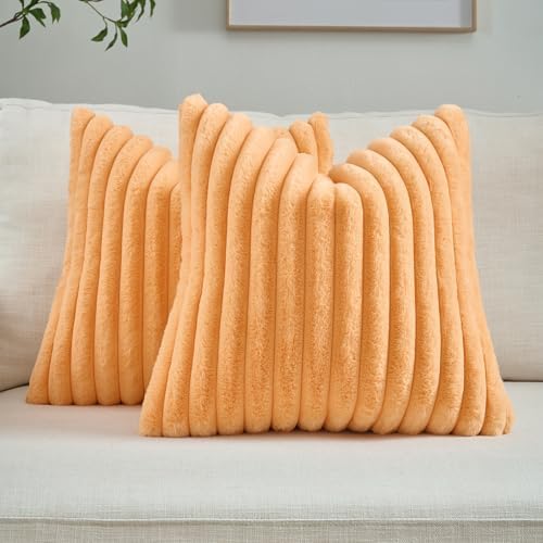 FUTEI Pack of 2 Faux Fur Throw Pillow Covers 18x18 Inch by FUTEI