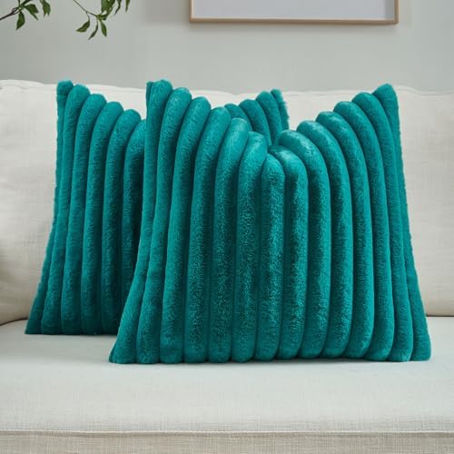 FUTEI Pack of 2 Faux Fur Throw Pillow Covers 24x24 Inch by FUTEI