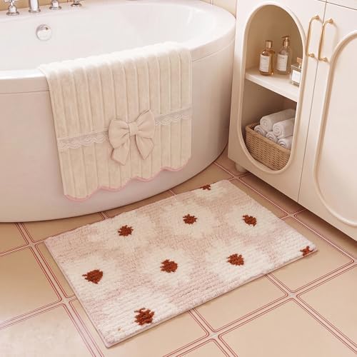 GRANNY SAYS Pink Daisy Bathroom Rug, Cute Bath Mat by GRANNYSAYS