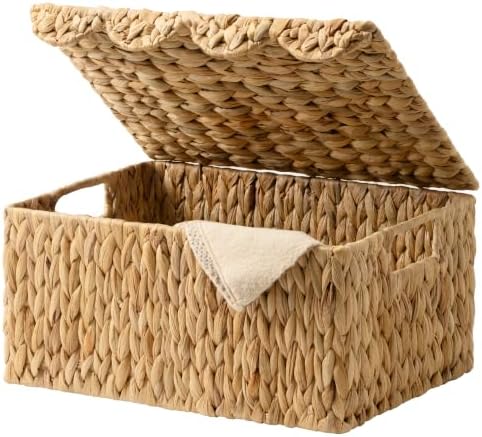 StorageWorks Scalloped Wicker Basket by StorageWorks