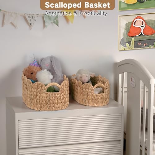 iEGrow Scalloped Wicker Basket, Water Hyacinth Storage Oval Cute Baby Baskets - Image 2