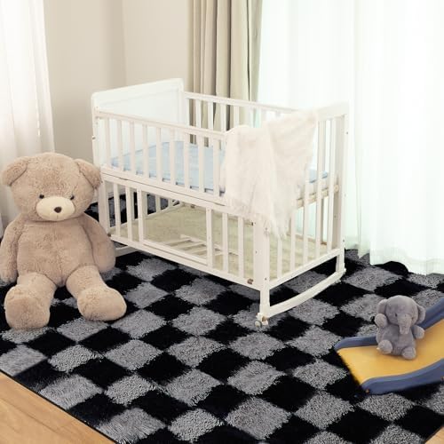 Super Soft Rug for Bedroom, 4x6 Ft Grey and Black Area Rug Classic Checkered - Image 4