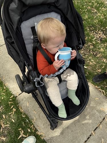 Busy Baby Bottle Bungee and Sippy Cup Strap in Food Grade Silicone - Image 4