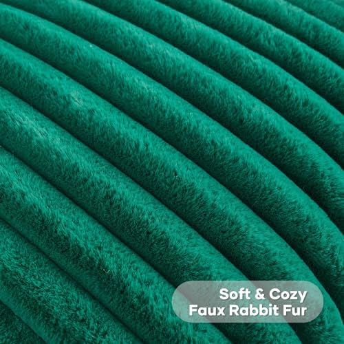 FUTEI Pack of 2 Faux Fur Throw Pillow Covers 16x16 Inch, Emerald Green - Image 2