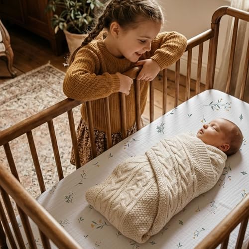 Gllquen Baby 3-Pack Muslin Cotton Bassinet Sheets - Image 2
