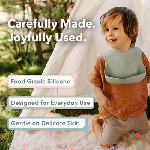 Loulou Lollipop Soft, Waterproof Silicone Feeding Bib - Image 2