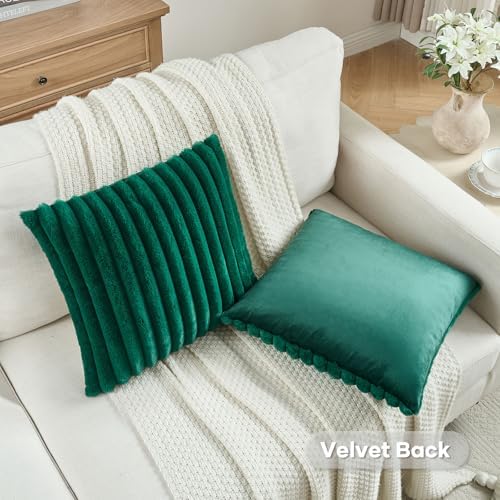 FUTEI Pack of 2 Faux Fur Throw Pillow Covers 22x22 Inch, Emerald Green - Image 4