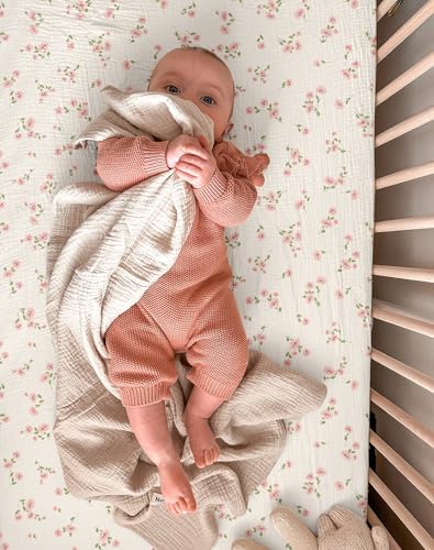 Muslin Bedside Bassinet Sheets 2 Pack - Image 6