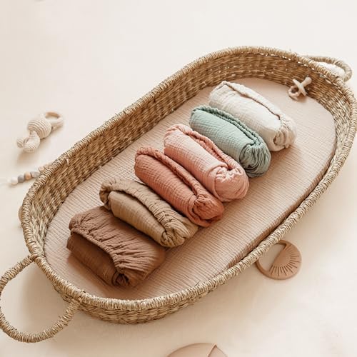 Konssy 2 Pack Muslin Bassinet Sheets - Image 3